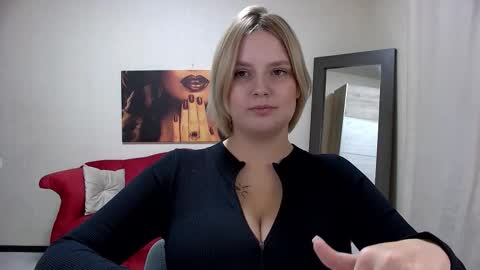 Diane Mills online show from 11-22-25, 05:34