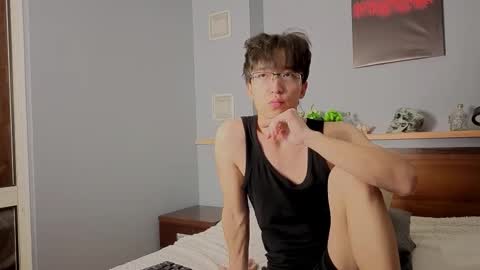 Snapshot of dianinav chatting on 02-14-26, 02:25 Adam online show from 02-14-26, 02:25