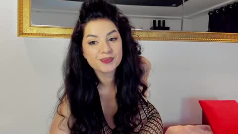 Dianne online show from 11-29-25, 01:52