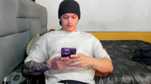 Snapshot of dick_demon_1 chatting on 04-07-26, 05:13 jhon online show from 04-07-26, 05:13
