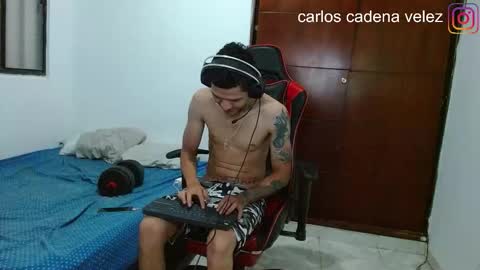 Snapshot of dick_monster23cm chatting on 02-06-26, 03:37 dick_monster23cm online show from 02-06-26, 03:37