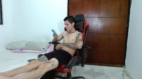 Snapshot of dick_monster23cm chatting on 02-10-26, 07:51 dick_monster23cm online show from 02-10-26, 07:51