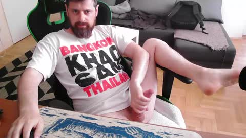 Snapshot of dickstaza chatting on 06-07-26, 11:25 dickstaza online show from 06-07-26, 11:25