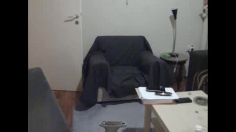 Snapshot of dickus_biggus chatting on 03-12-25, 09:24 dickus_biggus online show from 03-12-25, 09:24