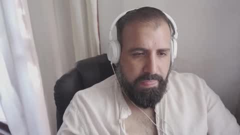 Cristian Dipolino online show from 12-17-25, 02:34