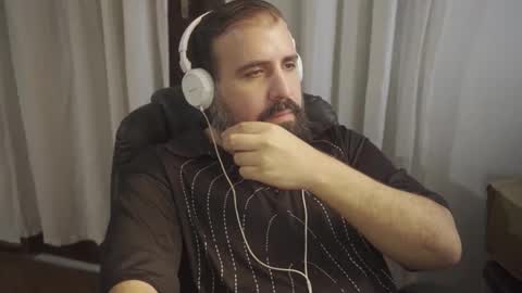Snapshot of dicristalino chatting on 04-28-26, 02:55 Cristian Dipolino online show from 04-28-26, 02:55