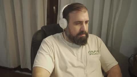 Snapshot of dicristalino chatting on 06-02-26, 11:18 Cristian Dipolino online show from 06-02-26, 11:18