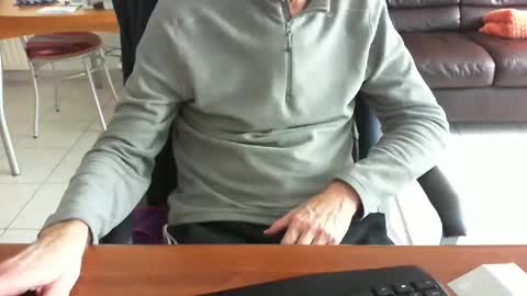 didonc from france..... online show from 02-16-26, 09:49