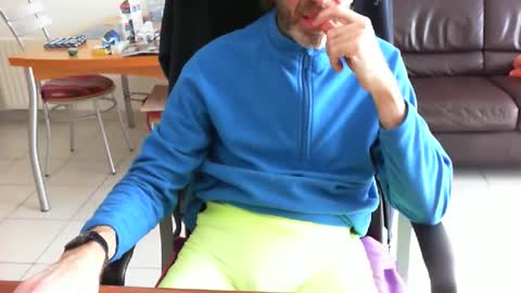 didonc from france..... online show from 04-01-26, 08:26