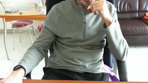 didonc from france..... online show from 04-21-26, 08:20