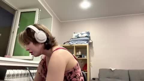 Lilit online show from 06-12-26, 06:51