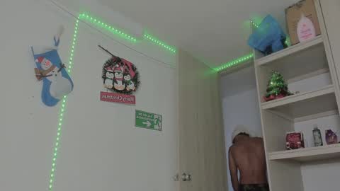 Snapshot of diegsz_ chatting on 12-11-24, 03:47 diego online show from 12-11-24, 03:47