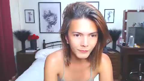 Dennesse online show from 10-25-25, 06:21