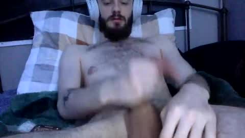 Snapshot of digbicknik chatting on 02-23-25, 09:55 digbicknik online show from 02-23-25, 09:55