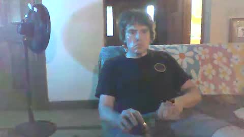 Snapshot of diggitydan1984 chatting on 06-11-26, 11:30 Daniel online show from 06-11-26, 11:30