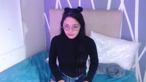 Ximena  online show from 12-07-24, 04:42