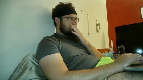 Snapshot of dikdowndaddy chatting on 12-04-24, 06:33 Daddy online show from 12-04-24, 06:33