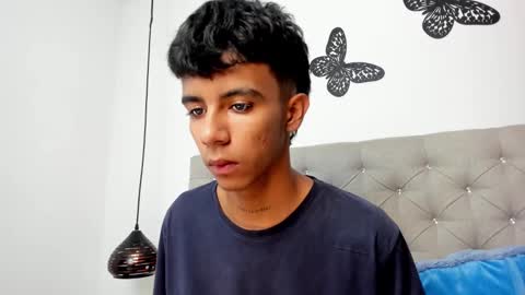 dikey_18 online show from 02-14-25, 06:02