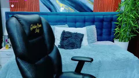  DILAN online show from 03-27-26, 06:51