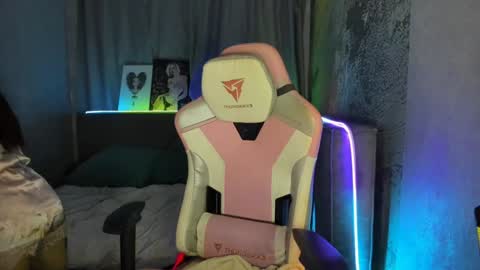 DilaraBradbury online show from 12-05-24, 06:10