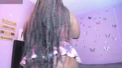 Snapshot of dilay__x chatting on 05-05-26, 06:27 dilay__x online show from 05-05-26, 06:27