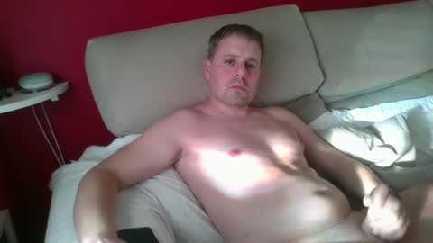 dili999 online show from 09-22-25, 05:37