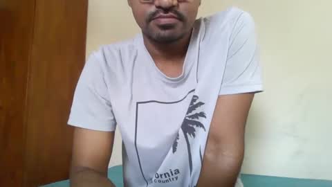 Snapshot of dilip_09 chatting on 12-18-24, 03:04 dilip_09 online show from 12-18-24, 03:04