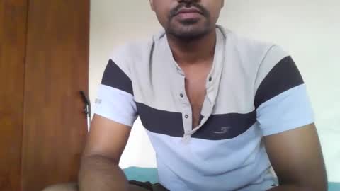 Snapshot of dilip_09 chatting on 12-19-24, 03:18 dilip_09 online show from 12-19-24, 03:18
