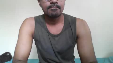 Snapshot of dilip_09 chatting on 12-24-24, 06:33 dilip_09 online show from 12-24-24, 06:33