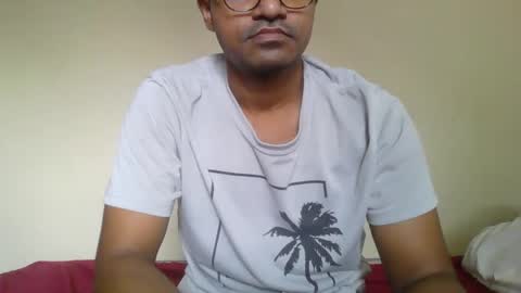 Snapshot of dilip_09 chatting on 01-06-25, 06:03 dilip_09 online show from 01-06-25, 06:03