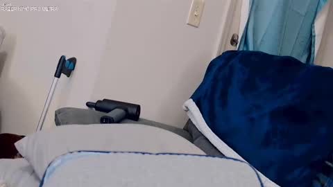 Dilldough405 online show from 12-18-25, 09:26