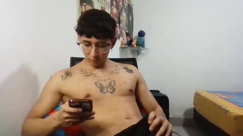 dillom420 online show from 01-31-25, 04:03