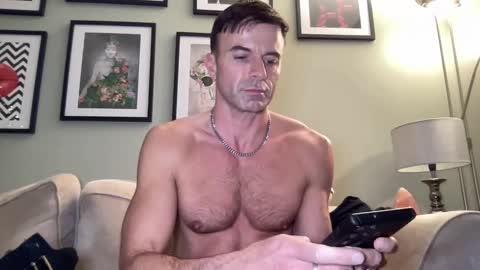 Dillon online show from 12-23-24, 08:25