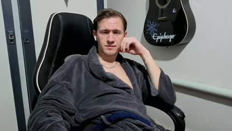 Dimetriusen online show from 01-24-25, 07:18