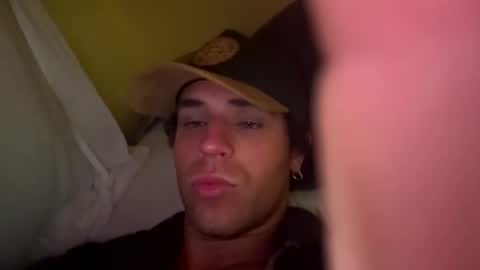 Snapshot of dimepiecebottom chatting on 12-23-24, 06:44 dimepiecebottom online show from 12-23-24, 06:44