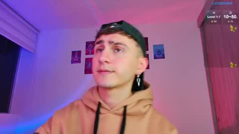 Snapshot of dimitri_bilak_ chatting on 11-17-25, 11:54 Julian Independent Model online show from 11-17-25, 11:54