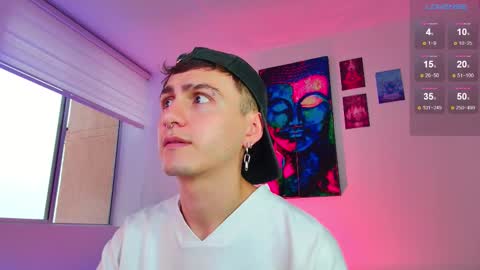 Julian Independent Model online show from 11-23-25, 10:20