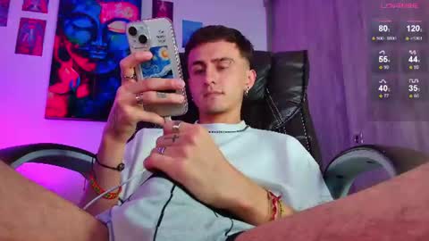 Julian Independent Model online show from 07-14-26, 02:05