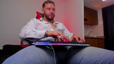 Snapshot of dimitri_master chatting on 02-25-26, 05:50 Angel Dimitri online show from 02-25-26, 05:50