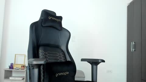 dimitricaruso online show from 02-28-25, 12:43