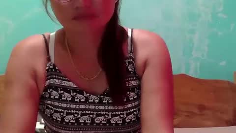 Snapshot of dimple_42 chatting on 01-29-25, 08:29 Dimple online show from 01-29-25, 08:29