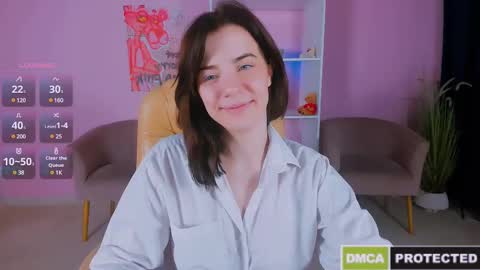 dina_fox_ online show from 12-17-24, 04:53