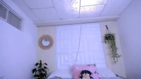 DINA online show from 05-21-26, 05:53
