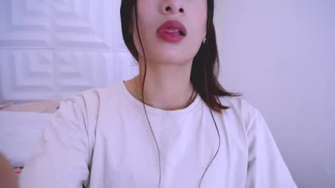 DINA online show from 07-29-26, 04:38