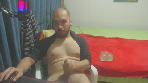 Snapshot of dinchtcams chatting on 12-27-24, 08:24 Dincht online show from 12-27-24, 08:24