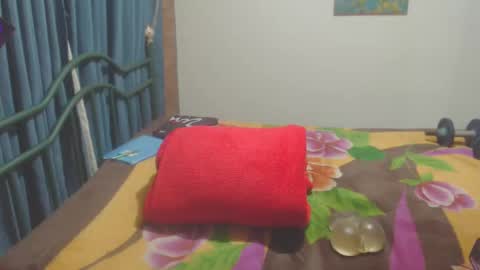 Snapshot of dinchtcams chatting on 10-03-25, 05:15 Dincht online show from 10-03-25, 05:15