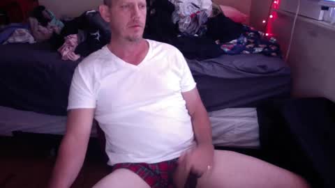 ManDingoMan online show from 10-09-25, 01:53