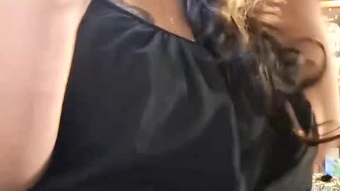 Dinokat online show from 10-17-25, 03:14