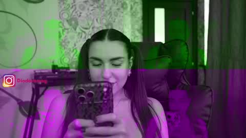 Diodora Magenta online show from 06-09-26, 01:01