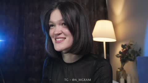 Snapshot of diormelon chatting on 05-01-26, 01:37 Dior online show from 05-01-26, 01:37